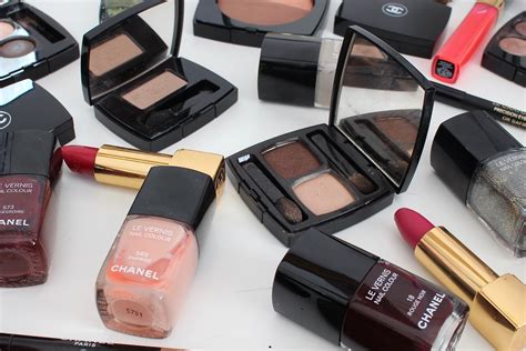 chanel gesichtspflege|chanel makeup collection.